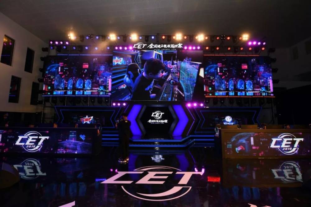 一夜之间进 一夜之间进